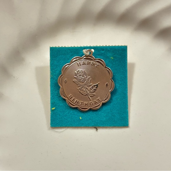 Crea Sterling Silver Charm Pendant • Happy Birthday - Picture 3 of 3